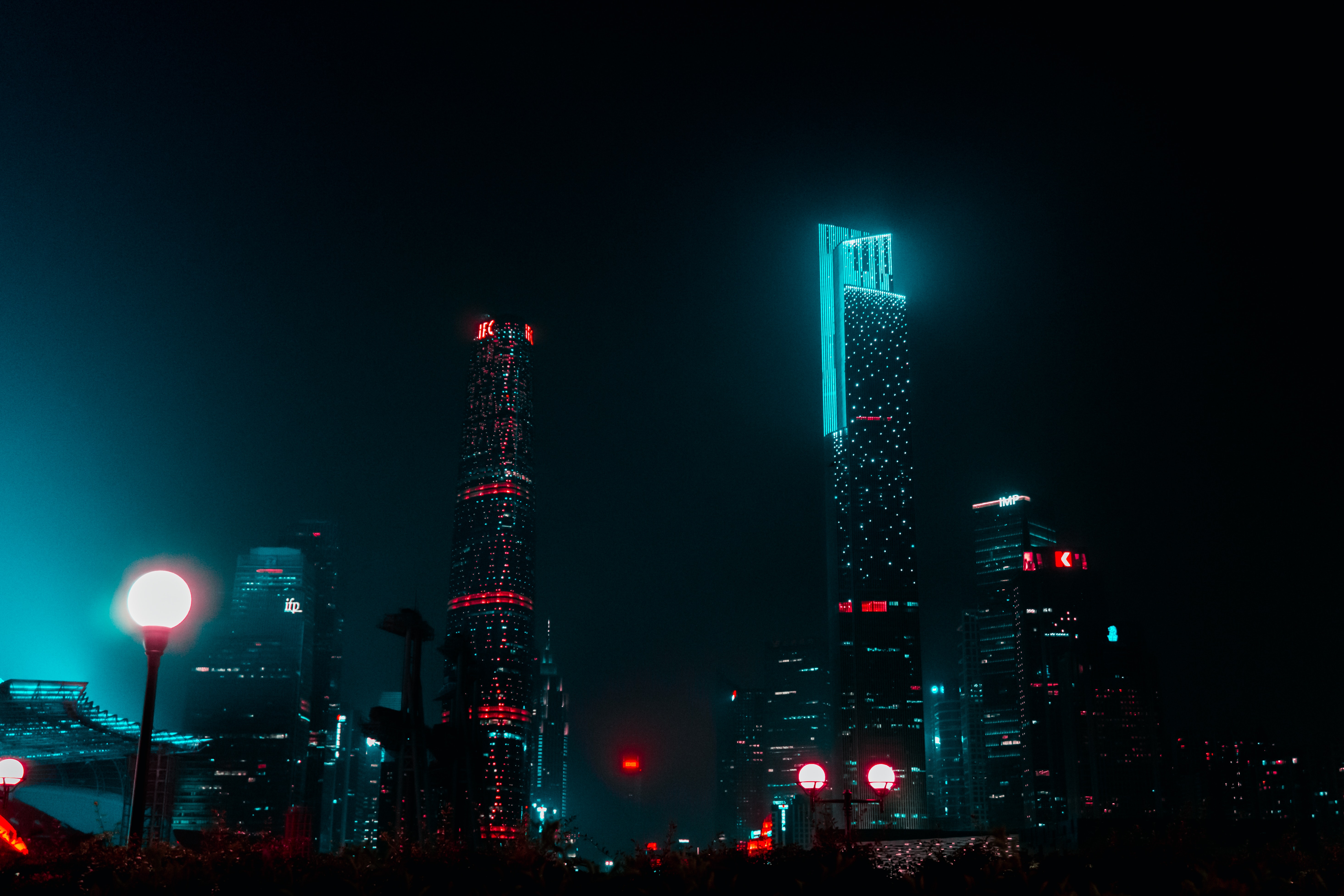 5ec74826a42a7_high-rise-buildings-during