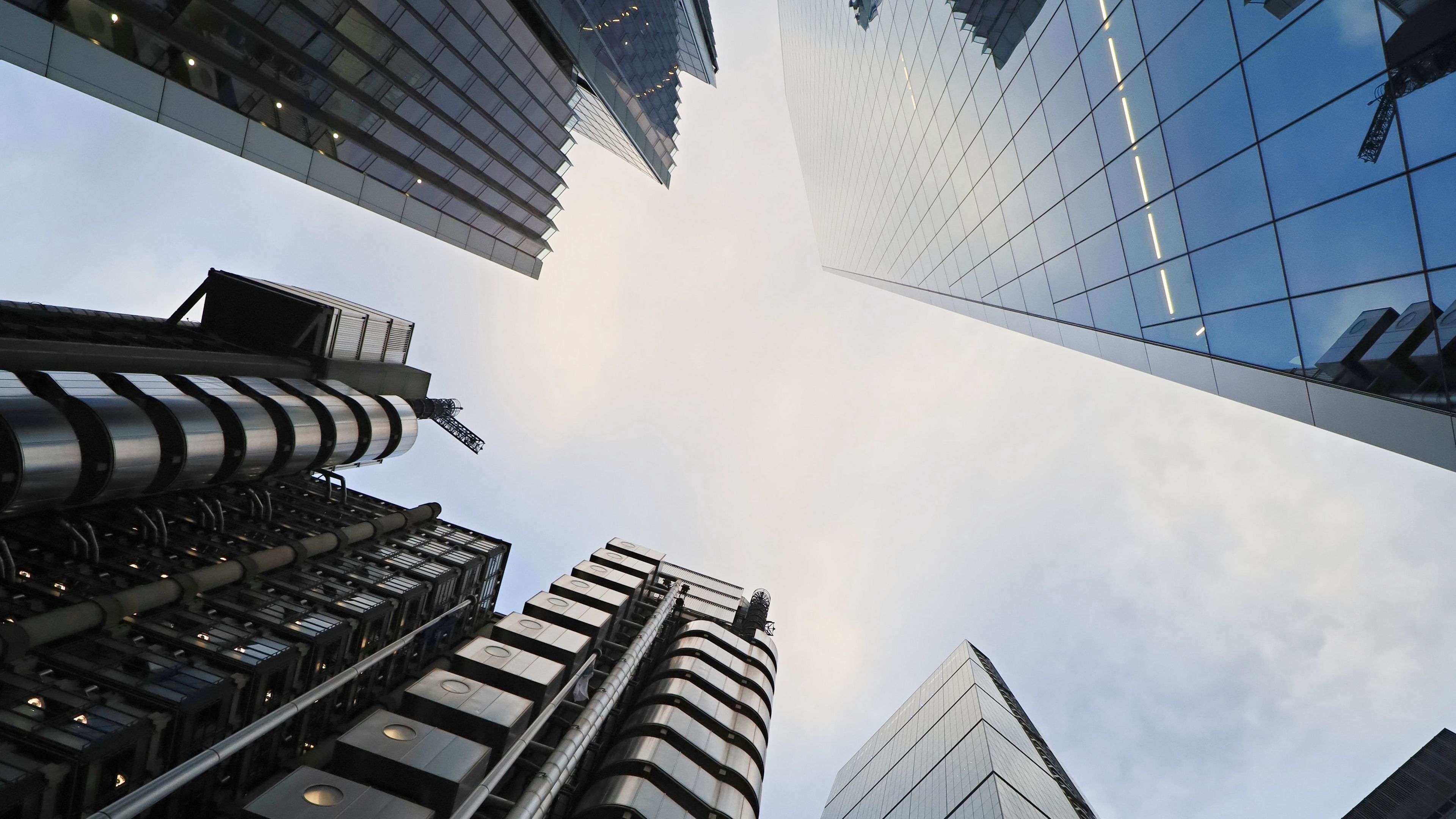 5f518f858af78_buildings_skyscrapers_arch