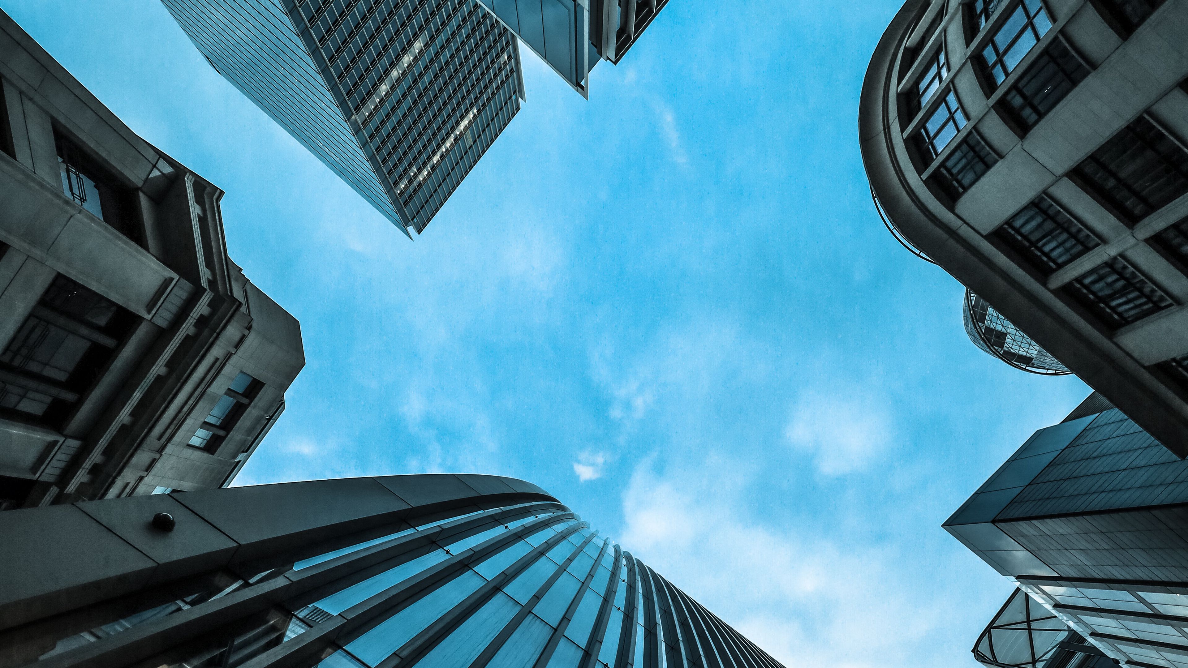 5f518fb3de180_buildings_skyscrapers_sky_